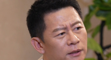 表哥派对上的不可阻挡的意图